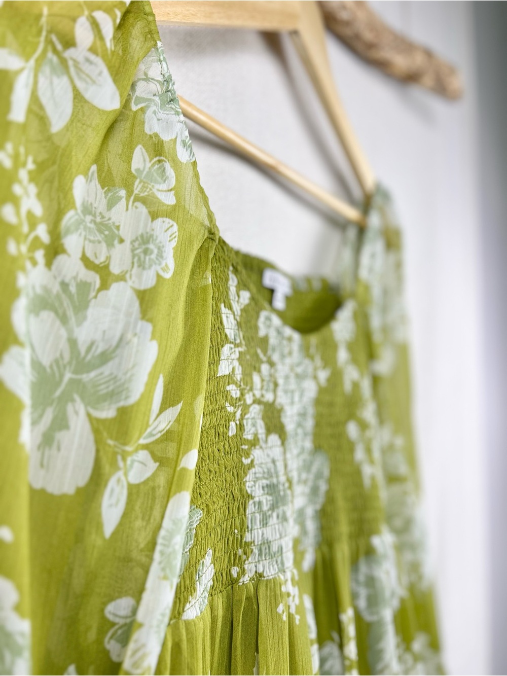 Patrons of Peace Green Floral Smocked Mini Dress Size Small - Picture 4 of 9